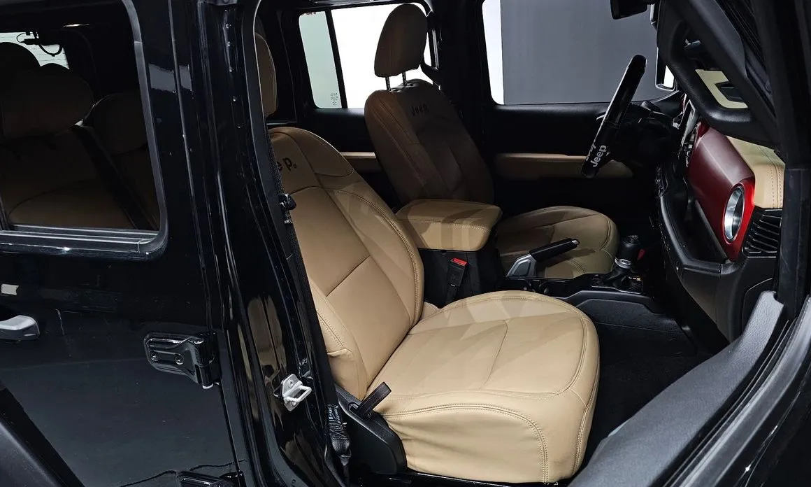 Jeep Wrangler — фото 10