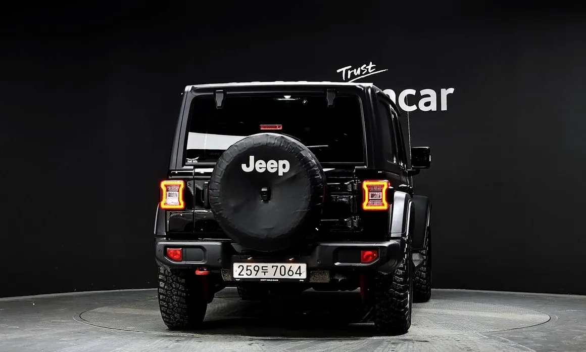 Jeep Wrangler — фото 3