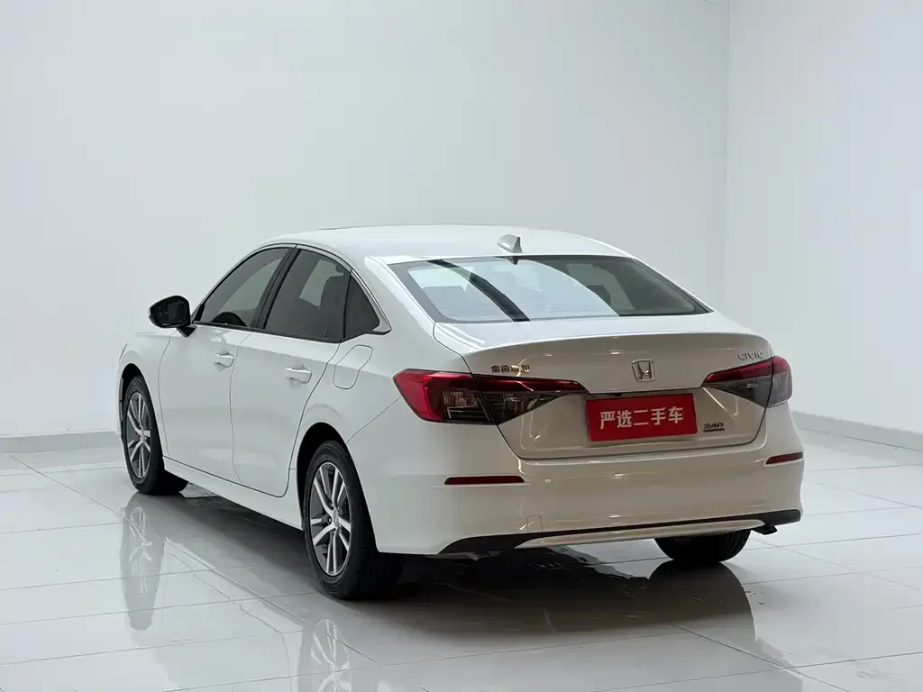 Honda Civic — фото 4