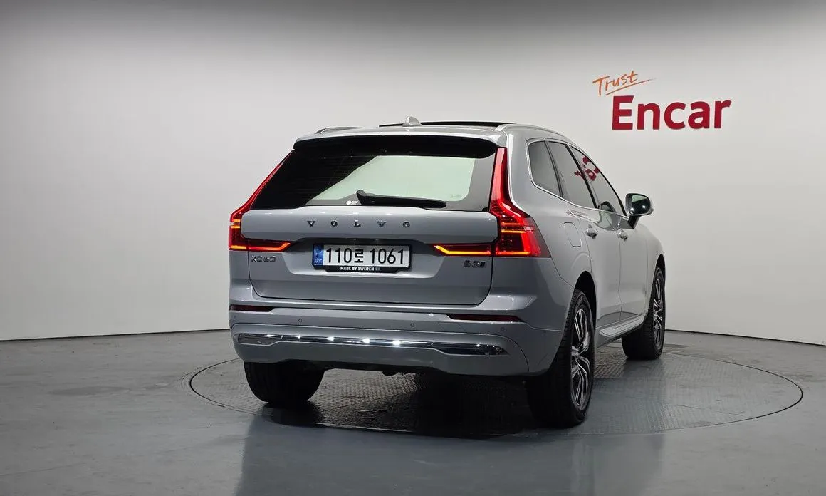 Volvo XC60 — фото 4