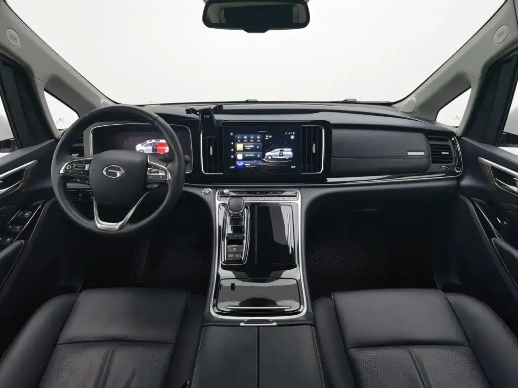 GAC Motor Trumpchi M8 — фото 10
