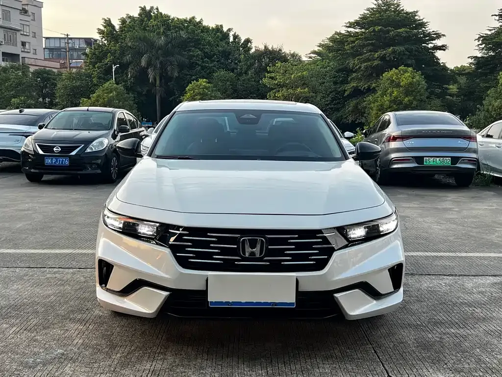 Honda Accord — фото 5