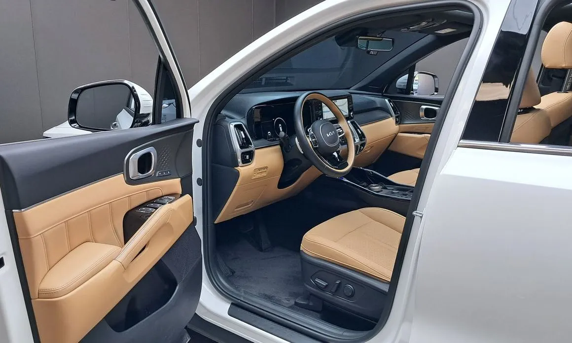 Kia Sorento — фото 4