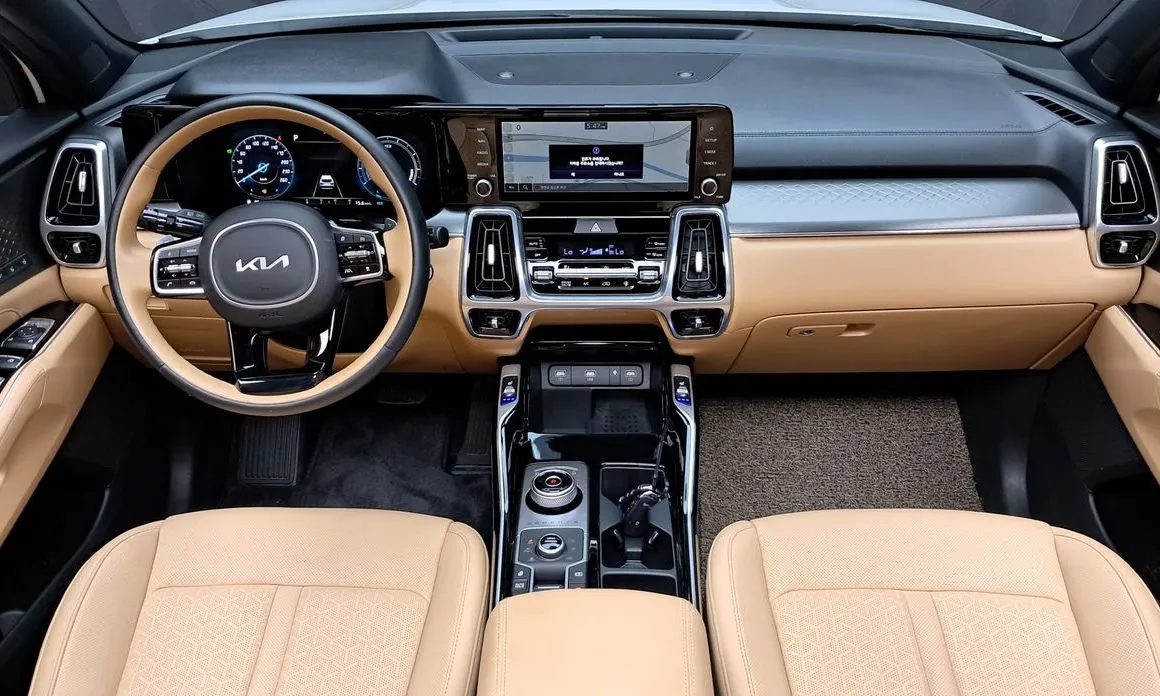 Kia Sorento — фото 7