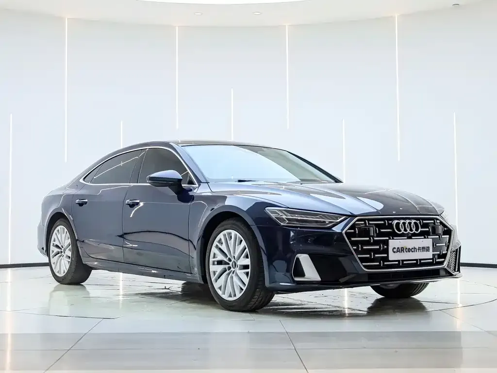 Audi A7L — фото 2