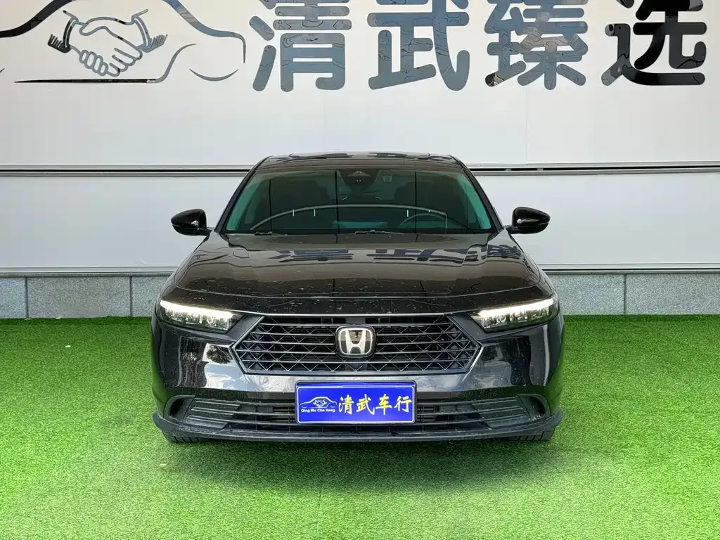 Honda Accord — фото 8