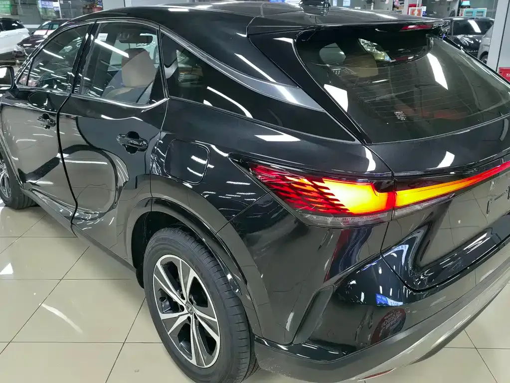 Lexus RX — фото 9