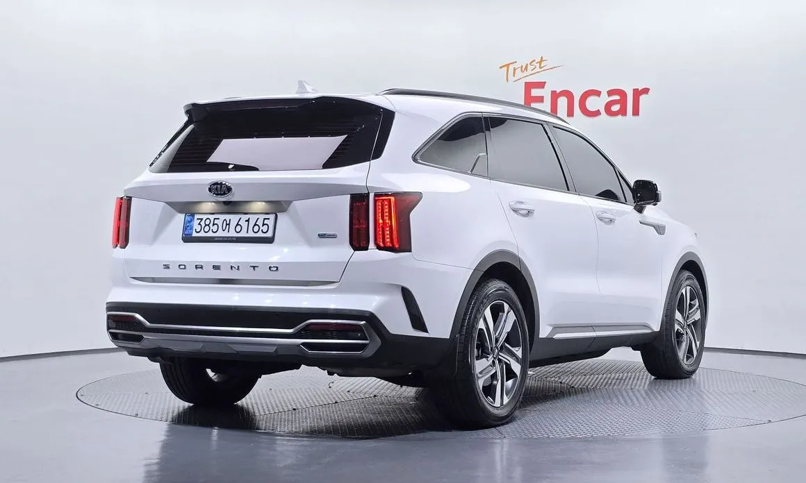 Kia Sorento — фото 3