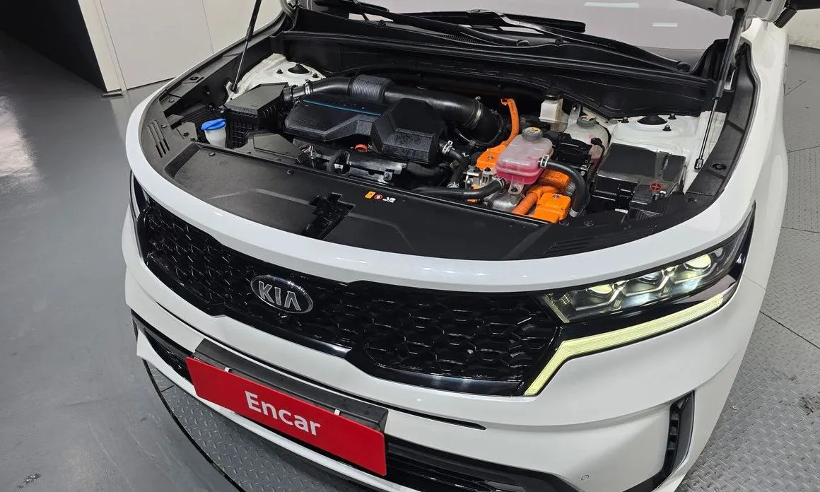 Kia Sorento — фото 8