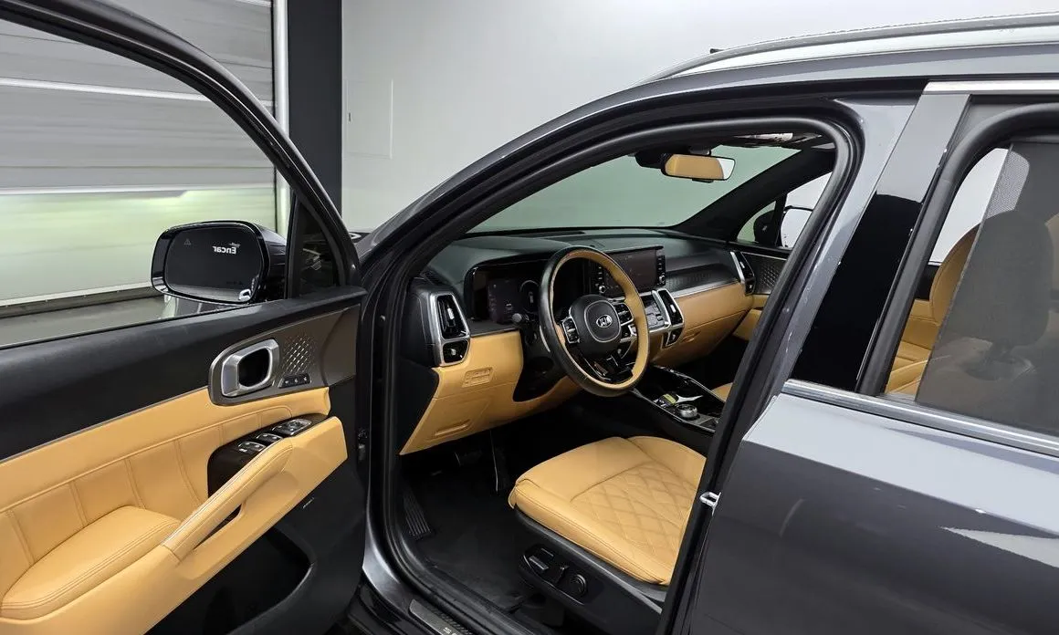 Kia Sorento — фото 10