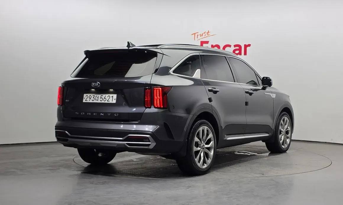 Kia Sorento — фото 5