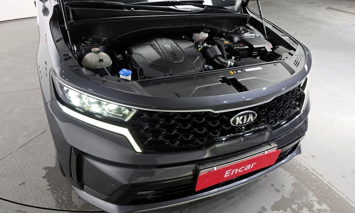 Kia Sorento — фото 6