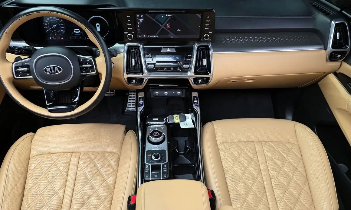 Kia Sorento — фото 8