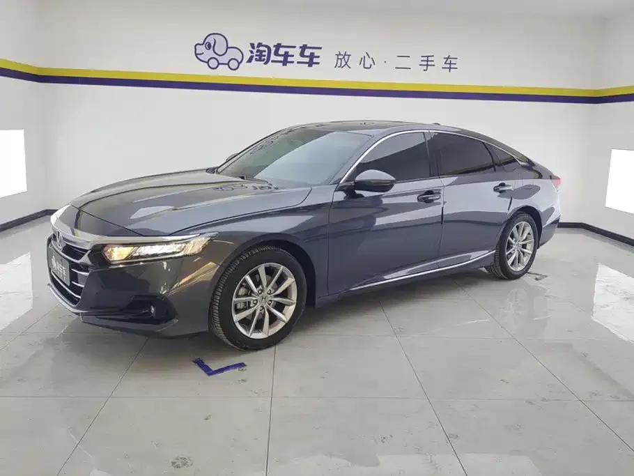 Honda Accord — фото 1