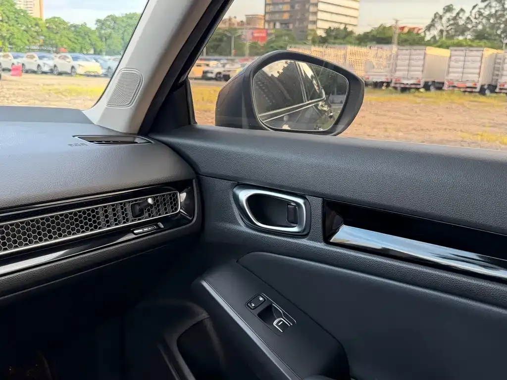 Honda Civic — фото 3
