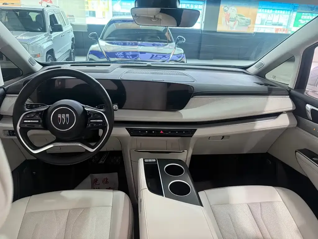 Buick GL8 Hybrid — фото 4