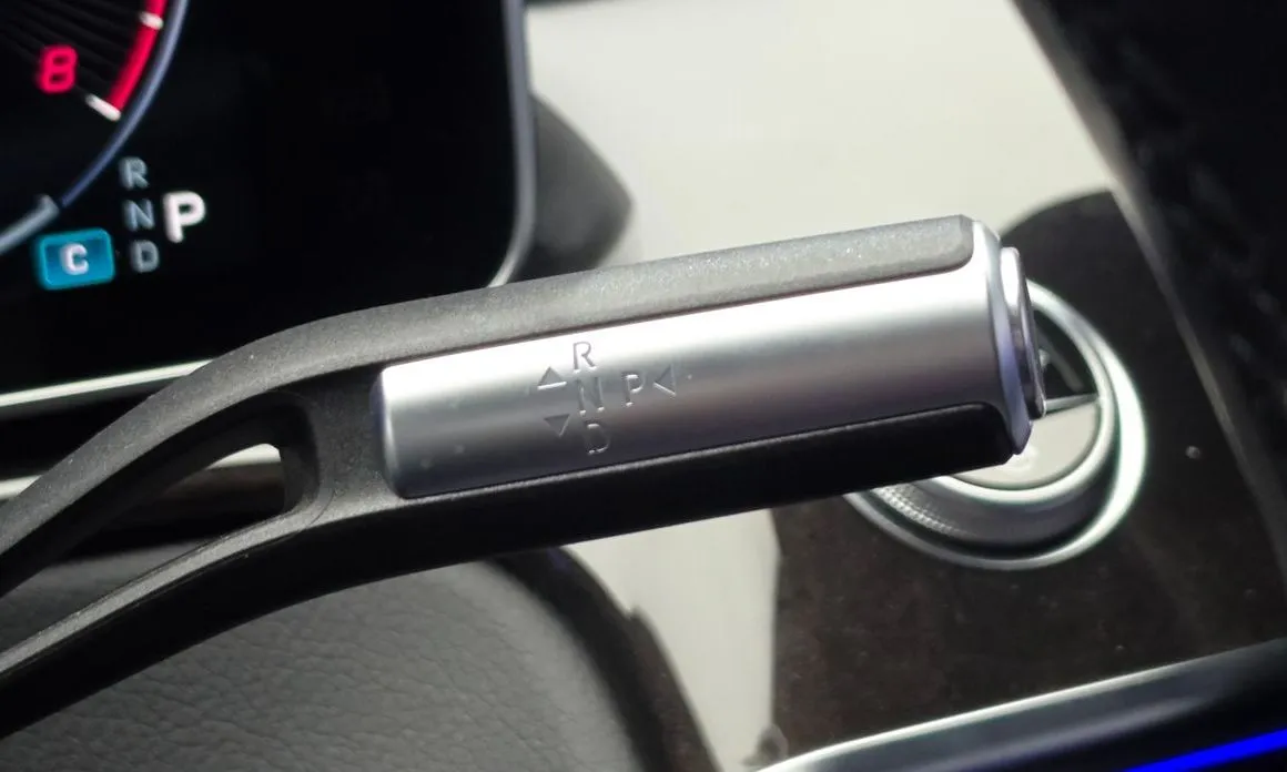Mercedes-Benz S-Class — фото 2