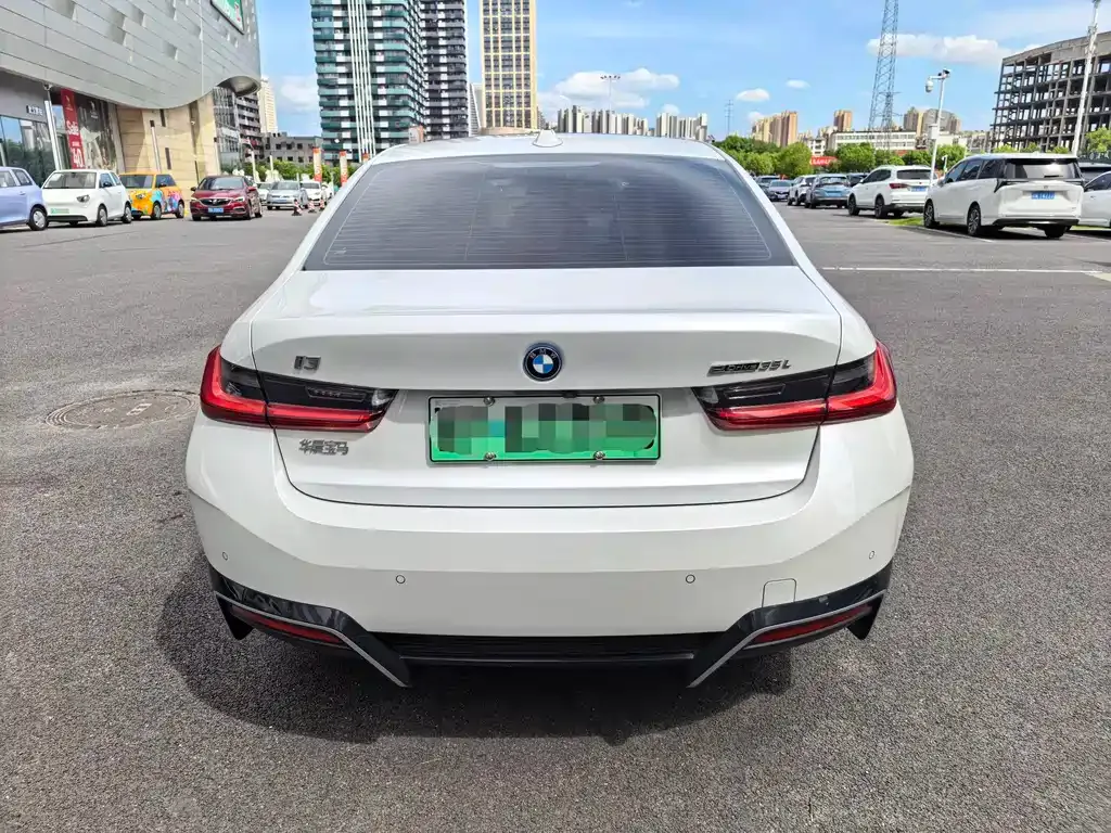 BMW i3 — фото 7