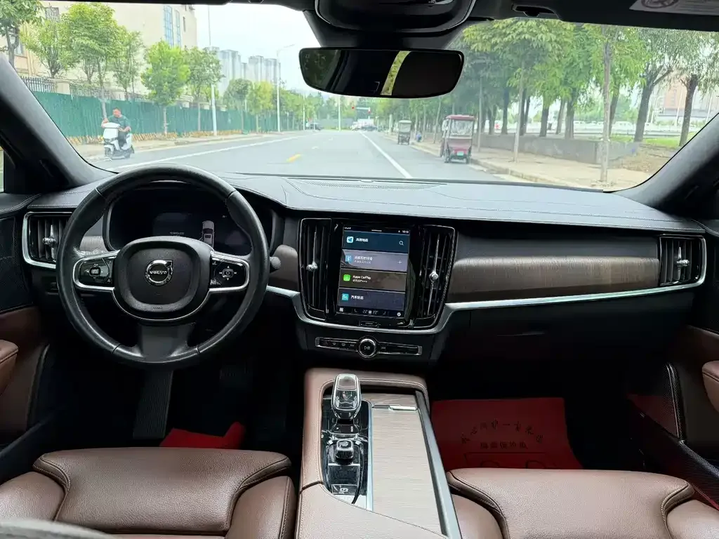 Volvo S90 — фото 4
