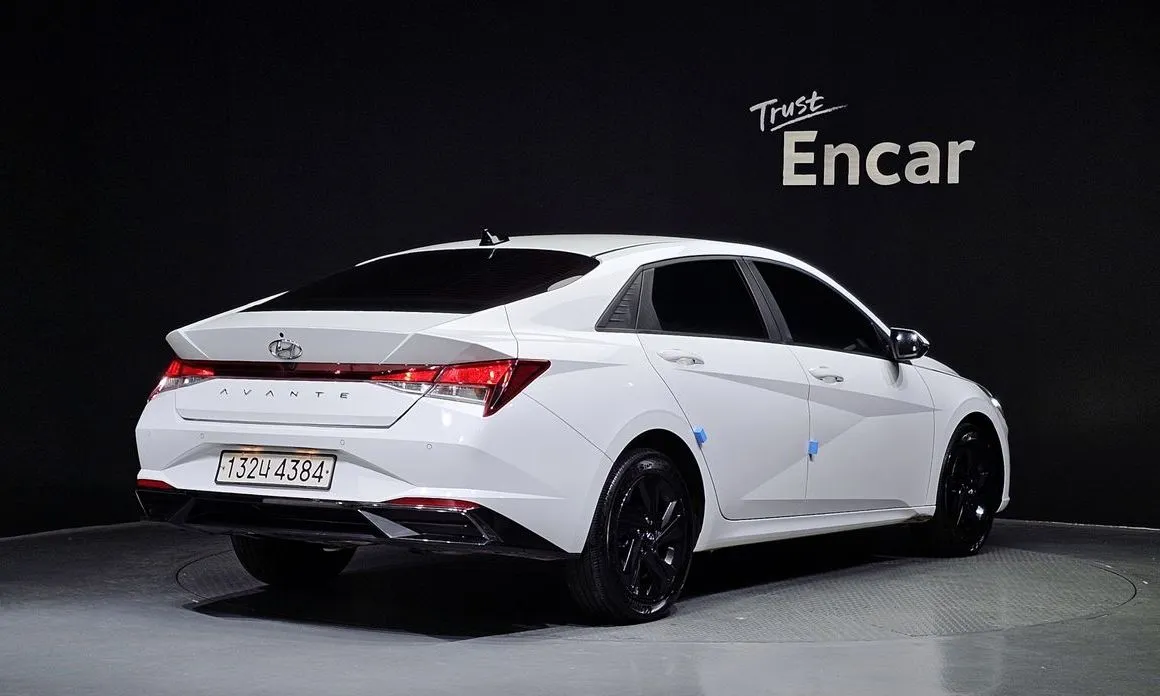 Hyundai AVANTE — фото 2