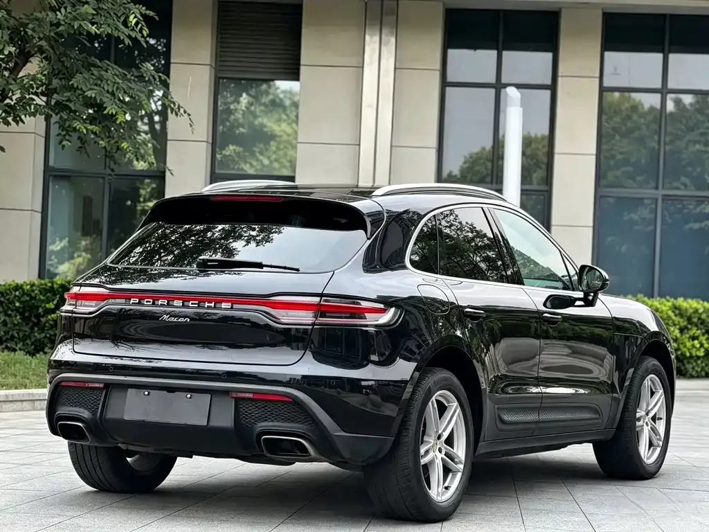 Porsche Macan — фото 9