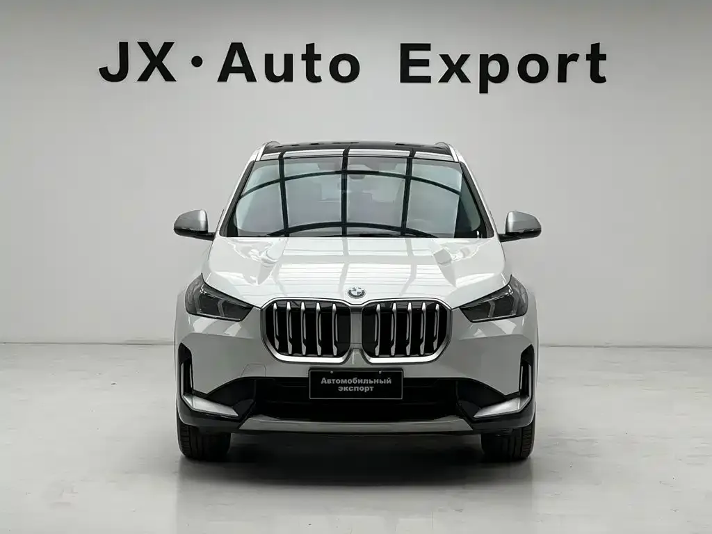 BMW X1 — фото 7