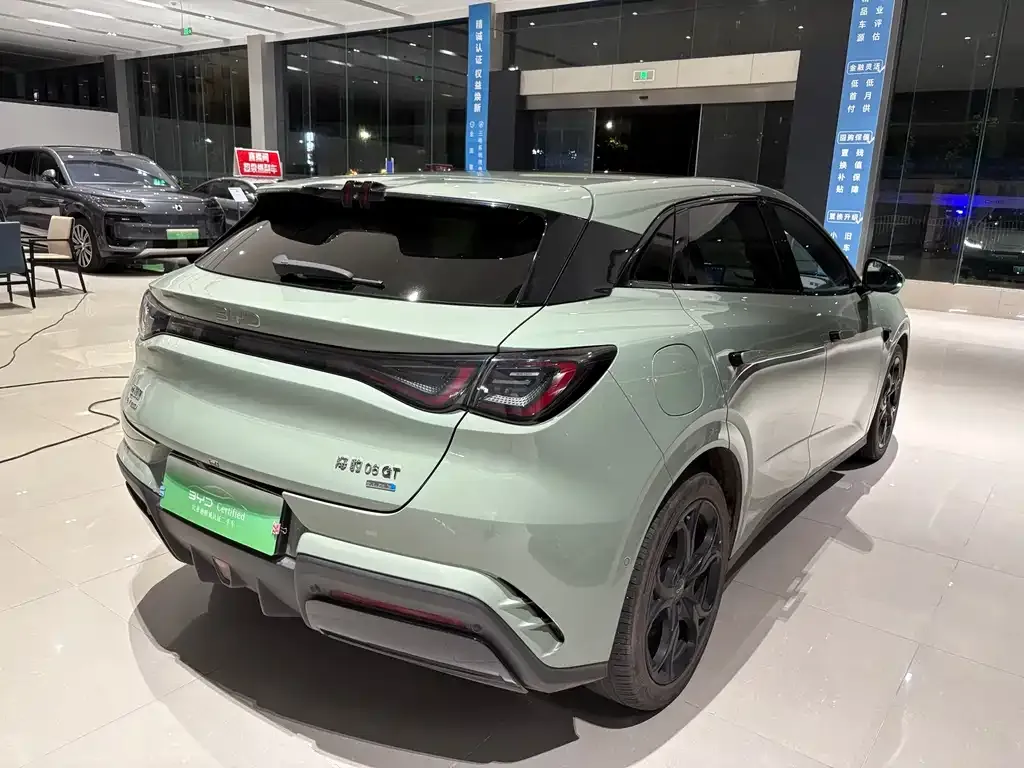 BYD Seal 06GT — фото 4