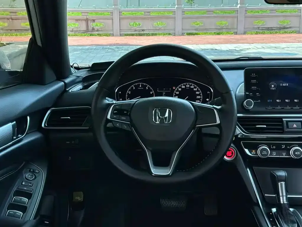 Honda Inspire — фото 5