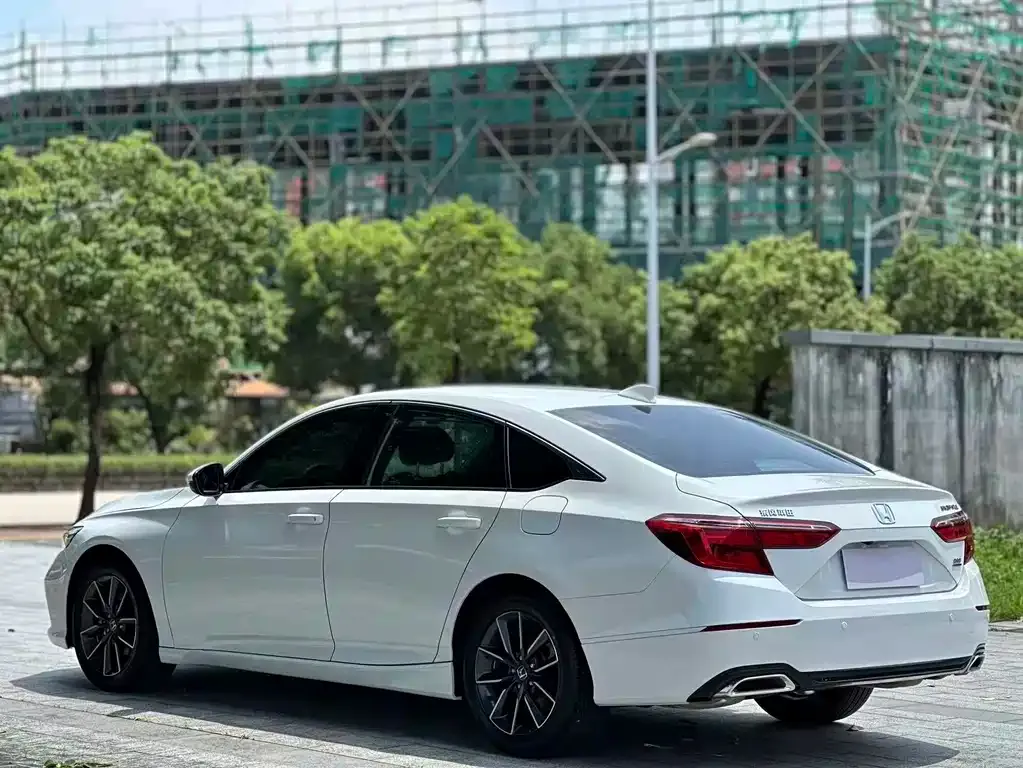 Honda Inspire — фото 3