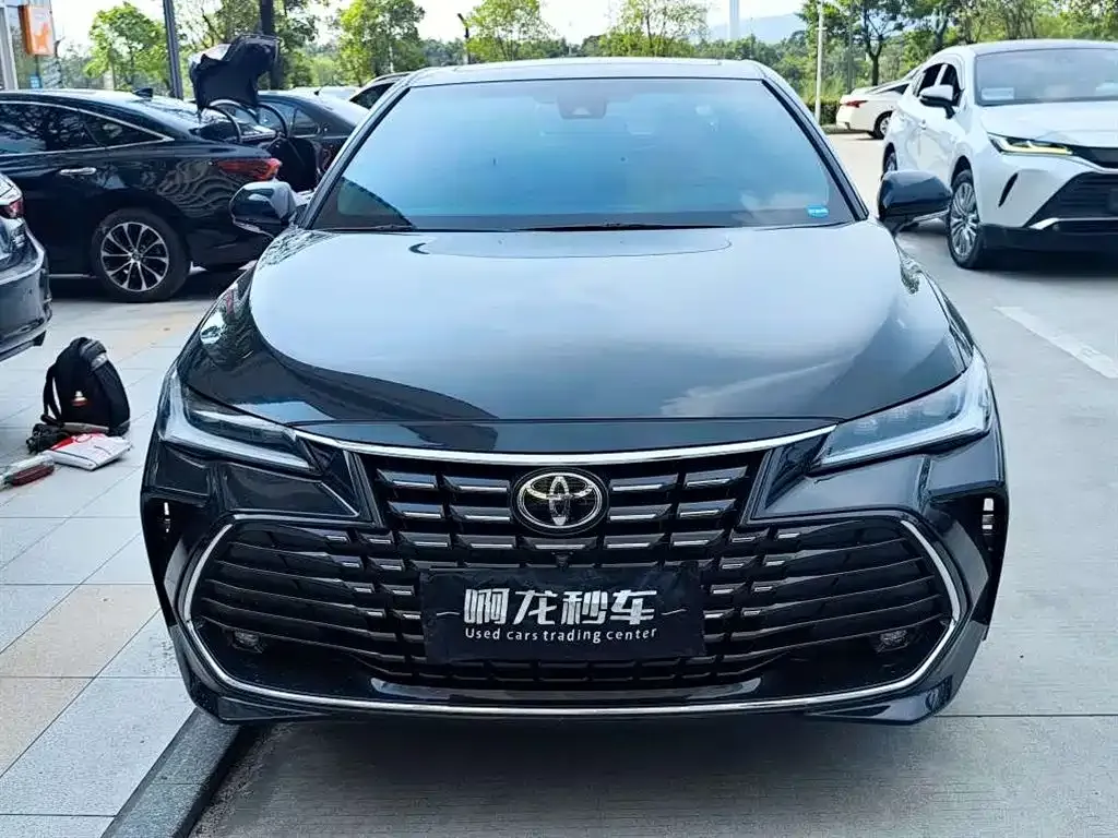Toyota Avalon — фото 4