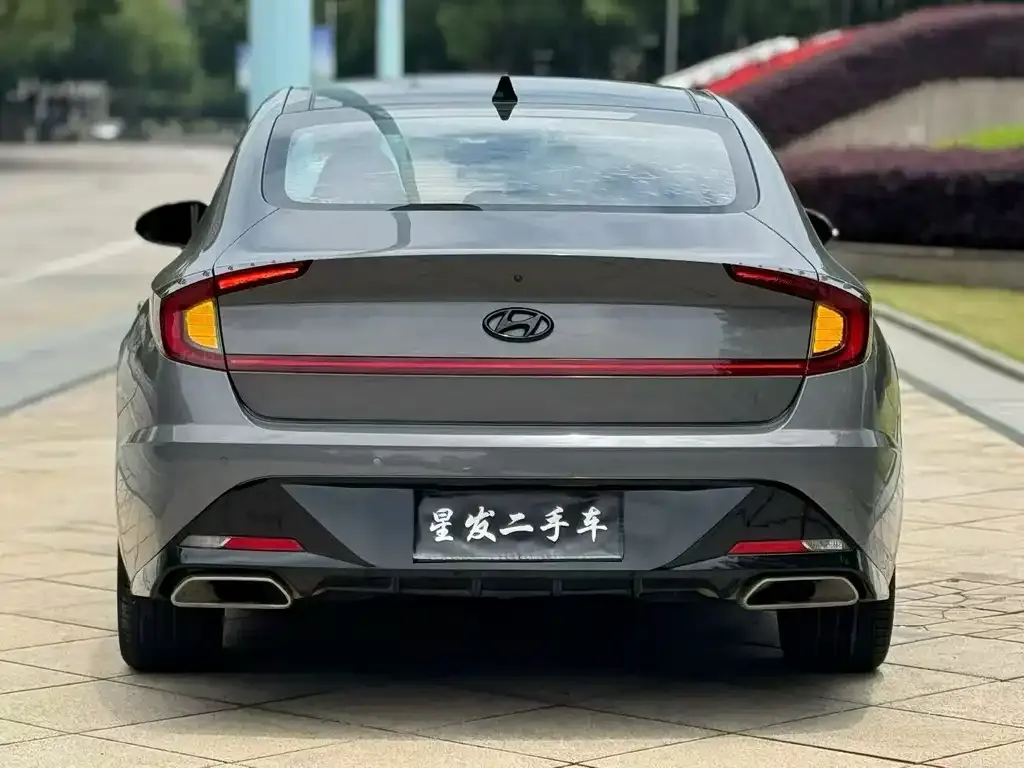 Hyundai Sonata — фото 7