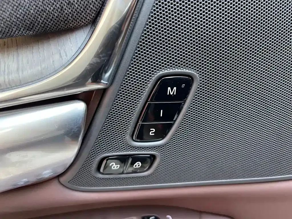 Volvo S90 — фото 4