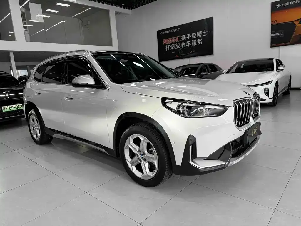 BMW X1 — фото 4
