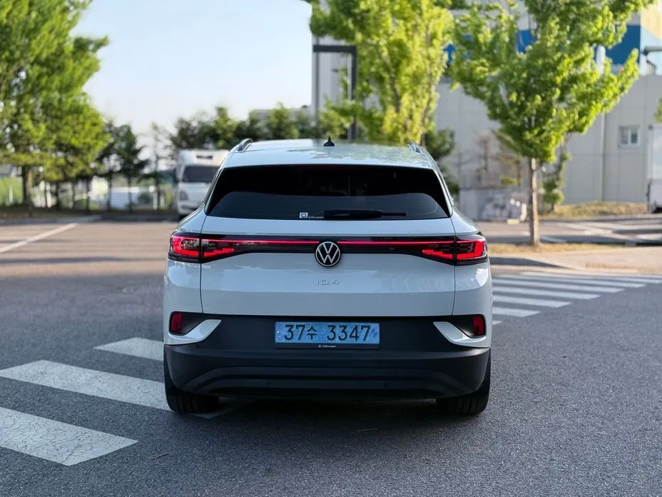 Volkswagen ID.4 — фото 9
