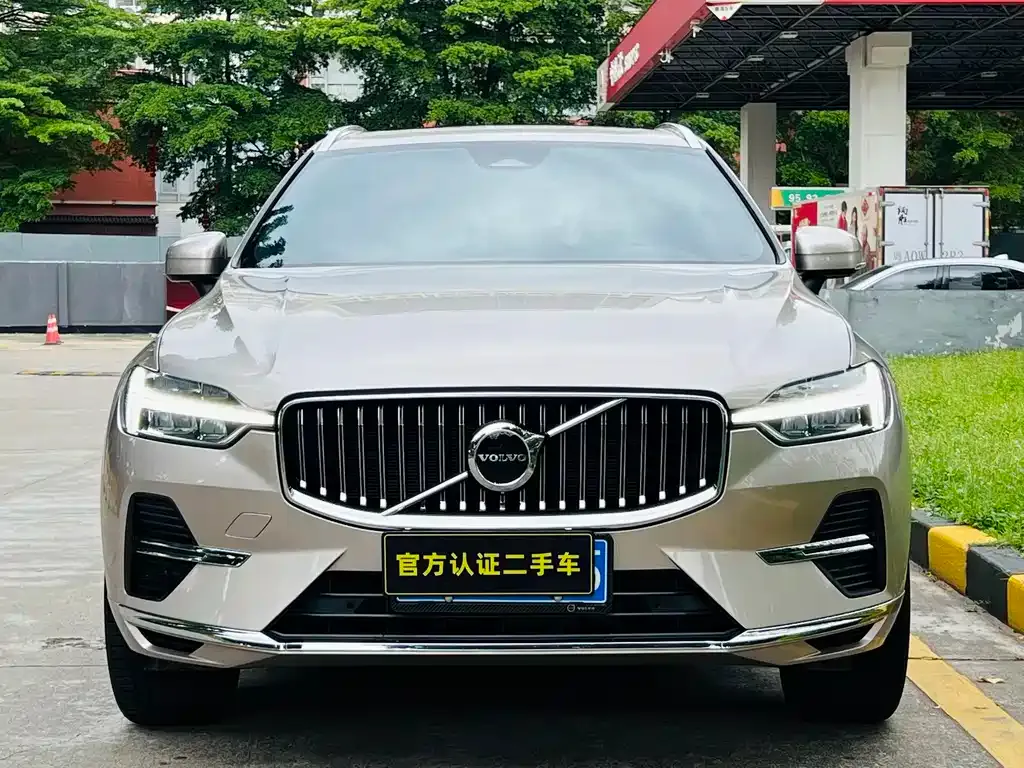 Volvo XC60 — фото 3