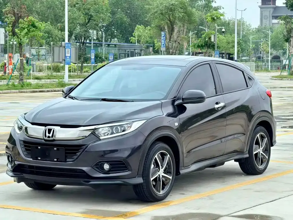 Honda Vezel — фото 1