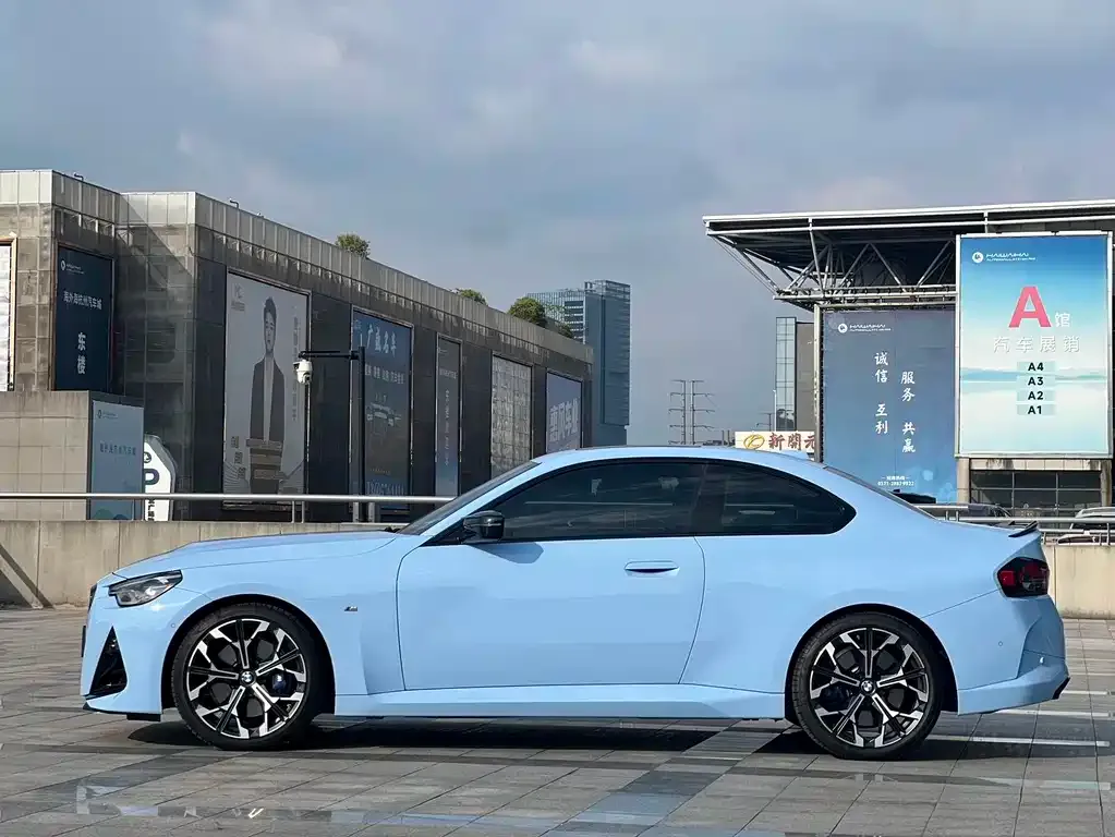 BMW M240i — фото 9