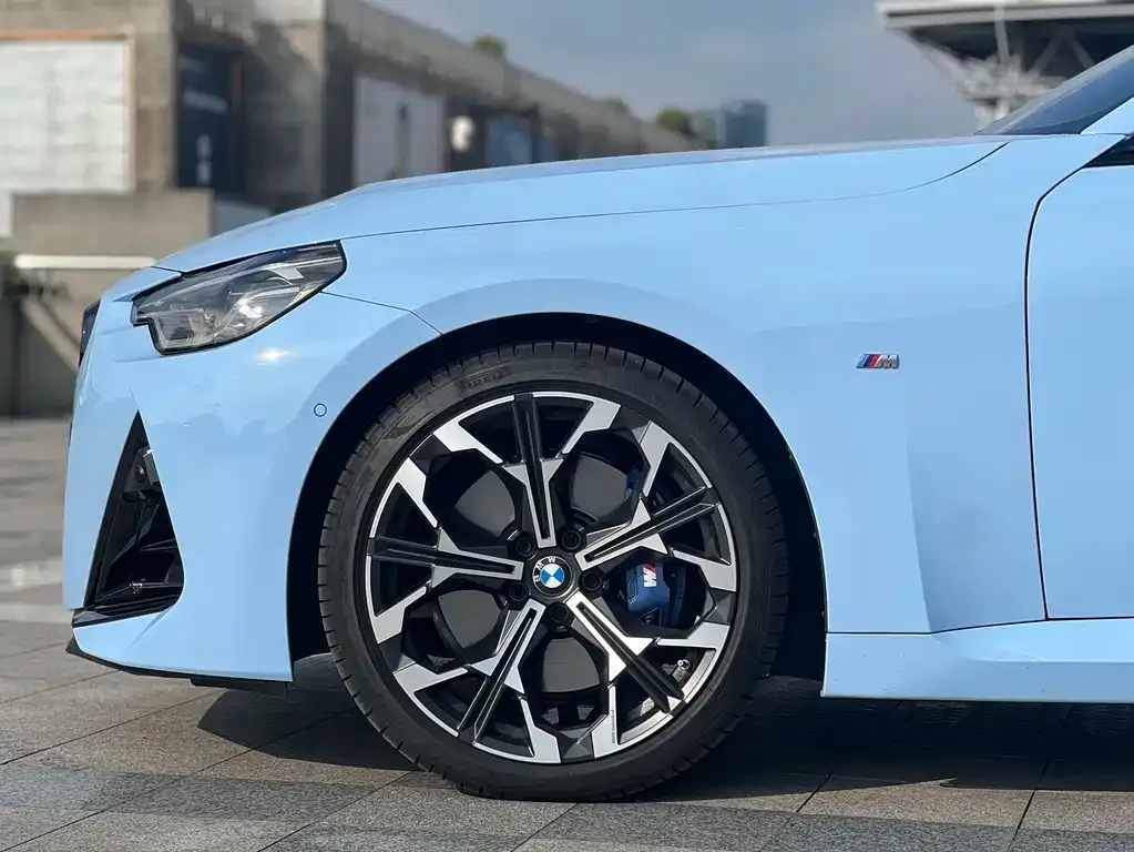 BMW M240i — фото 6