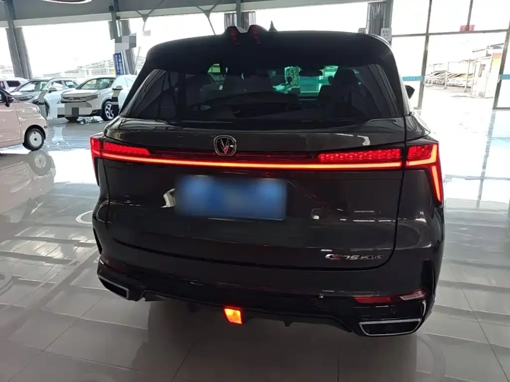 Changan CS75PLUS — фото 8