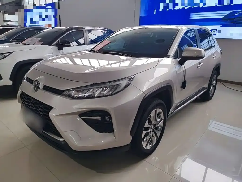 Toyota Wildlander — фото 3