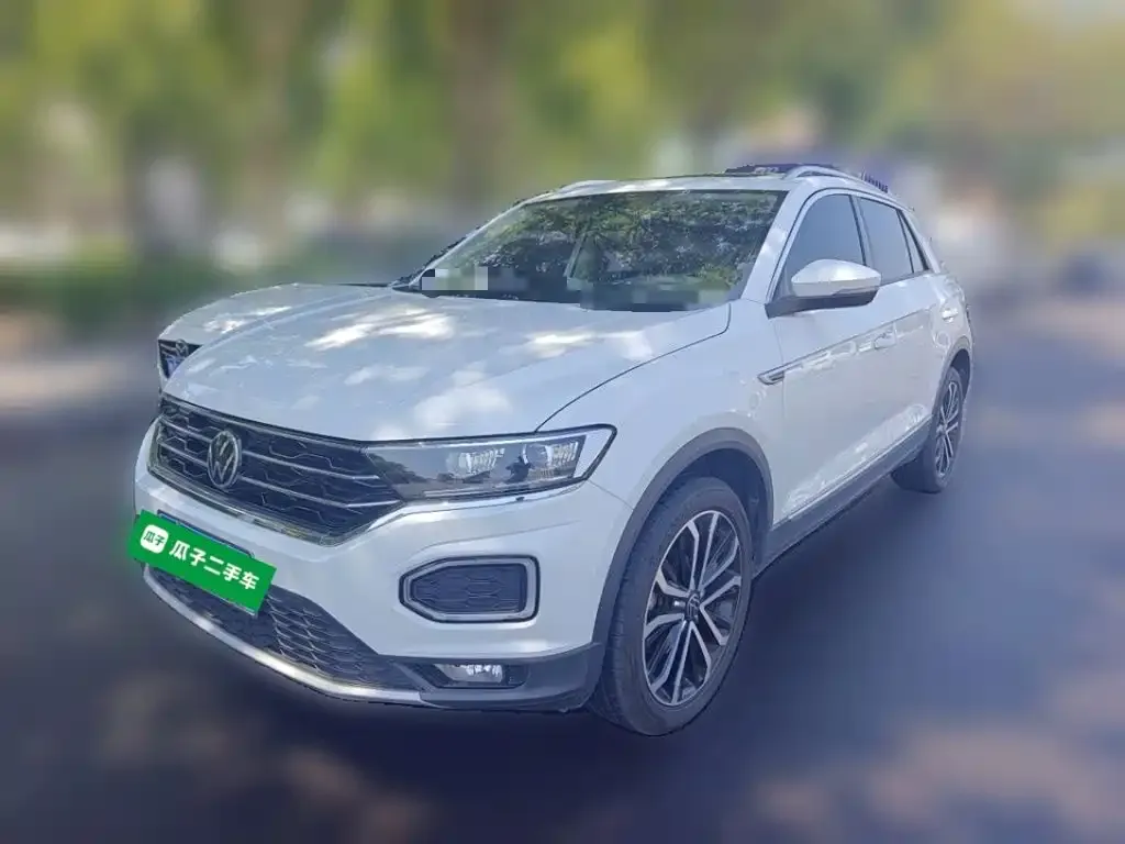 Volkswagen T-Roc — фото 2