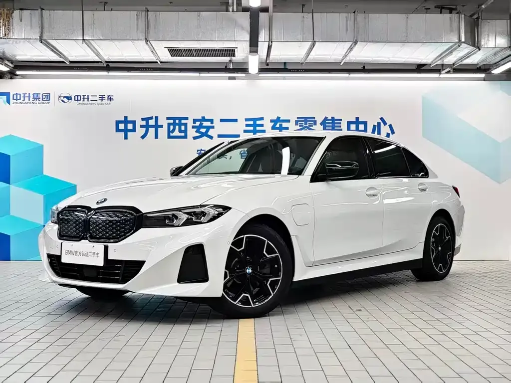 BMW i3 — фото 1