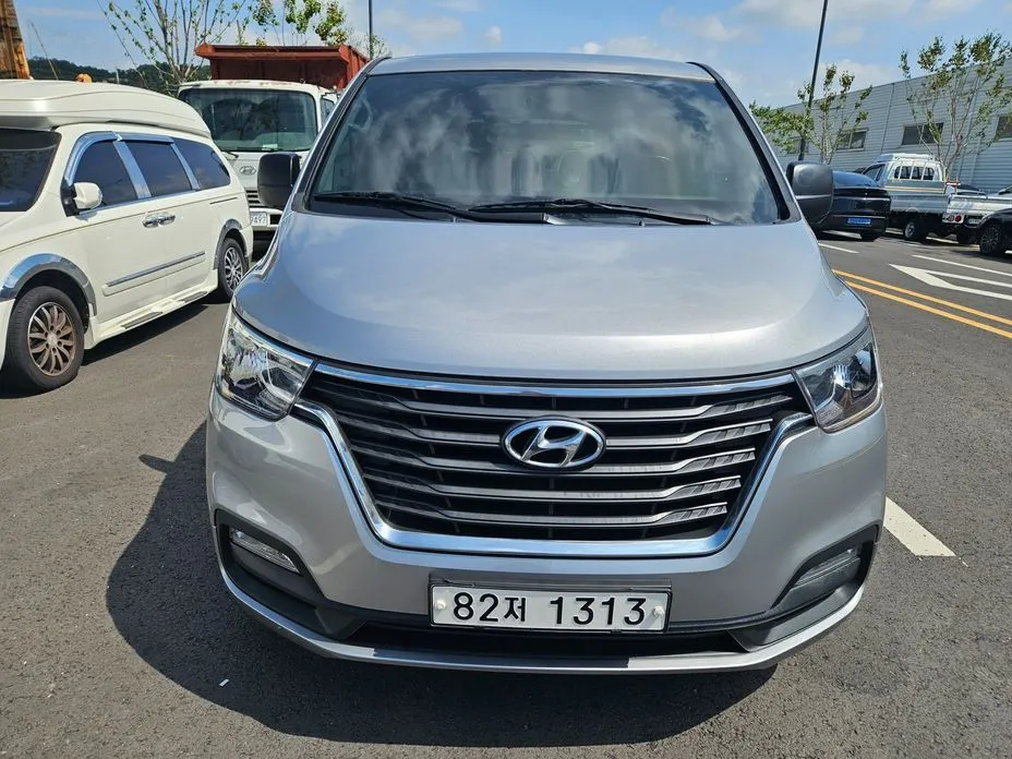 Hyundai Starex — фото 6