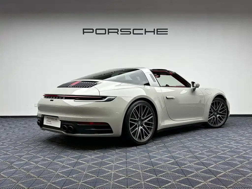 Porsche 911 — фото 6