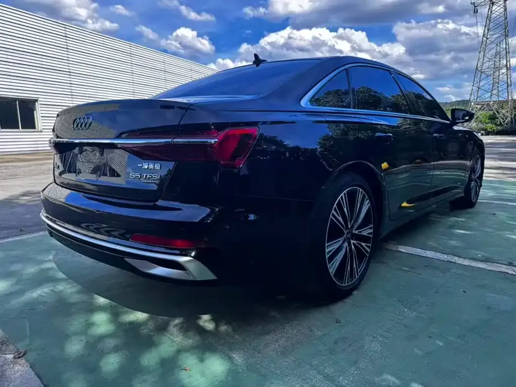 Audi A6L — фото 7