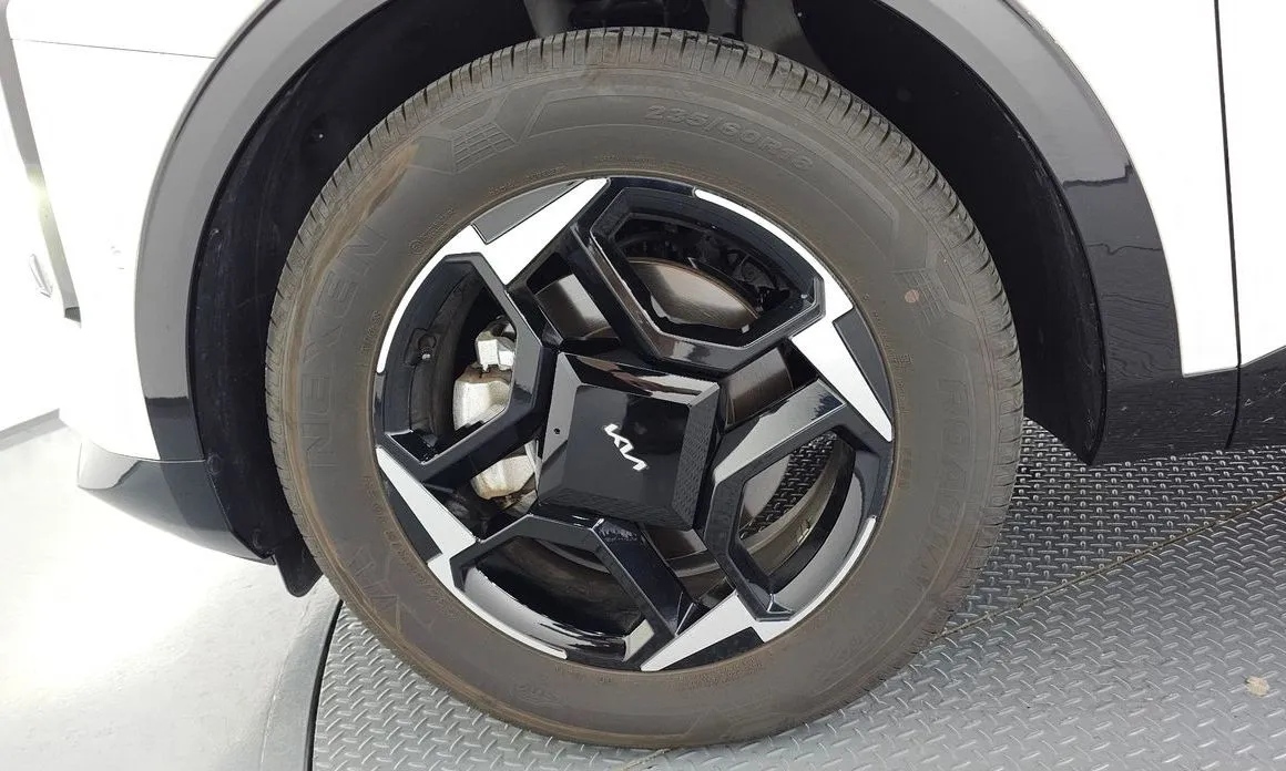 Kia Sportage — фото 8