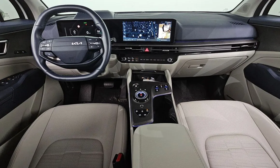 Kia Sportage — фото 10