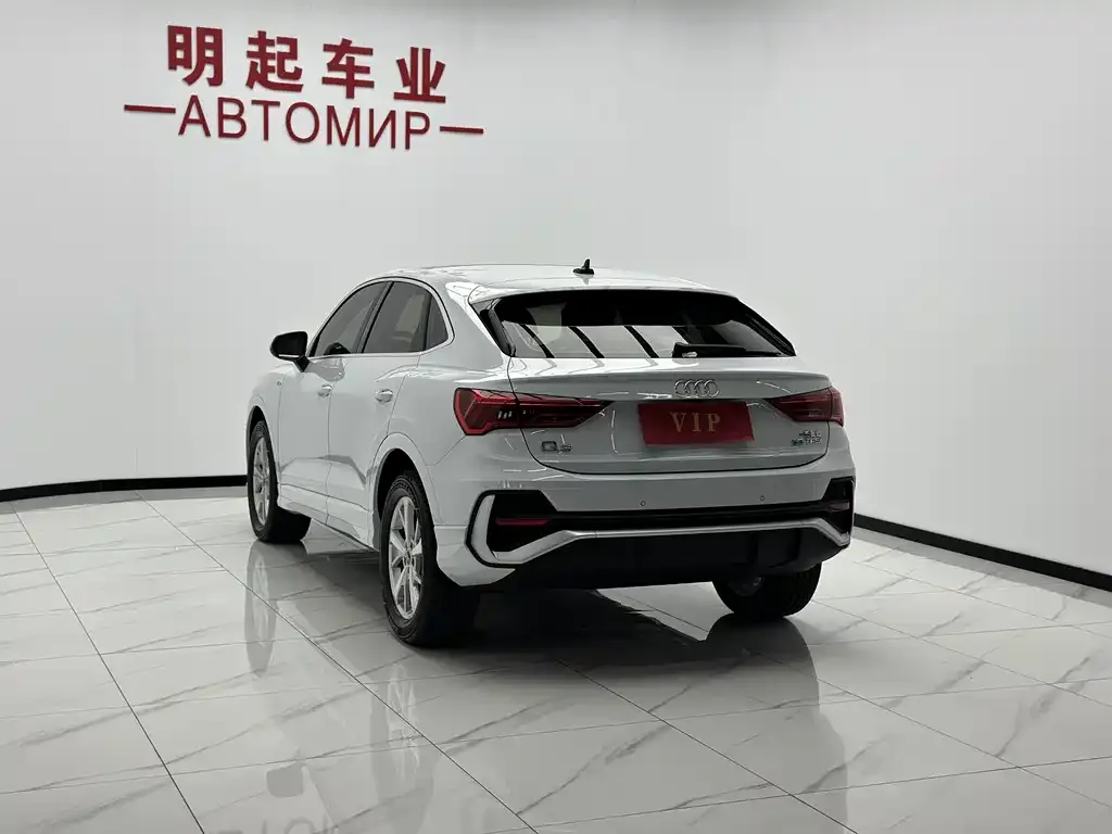 Audi Q3 Sportback — фото 4