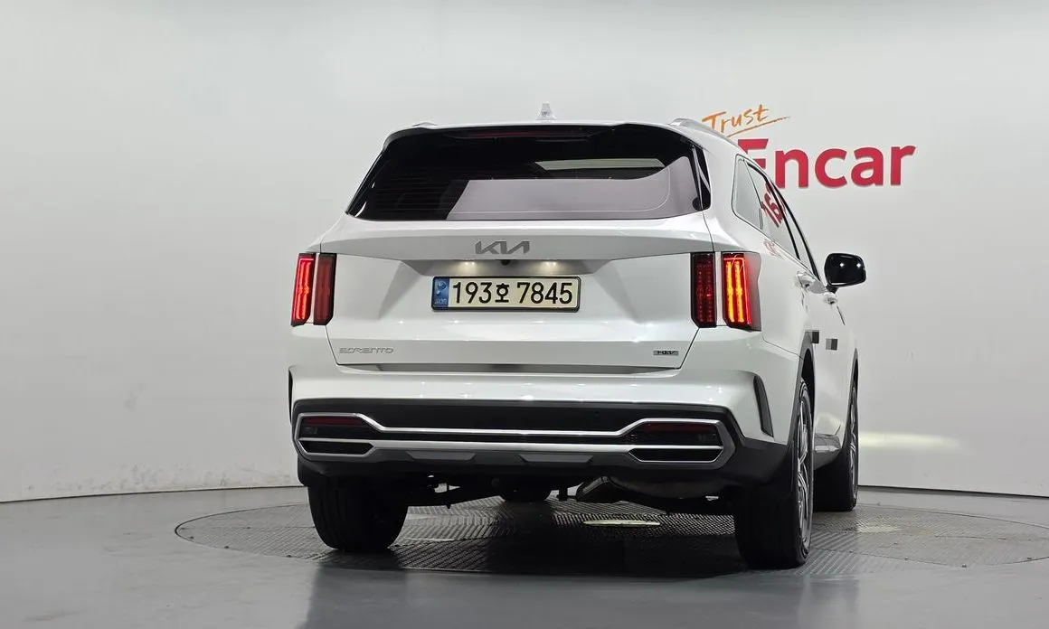 Kia Sorento — фото 3