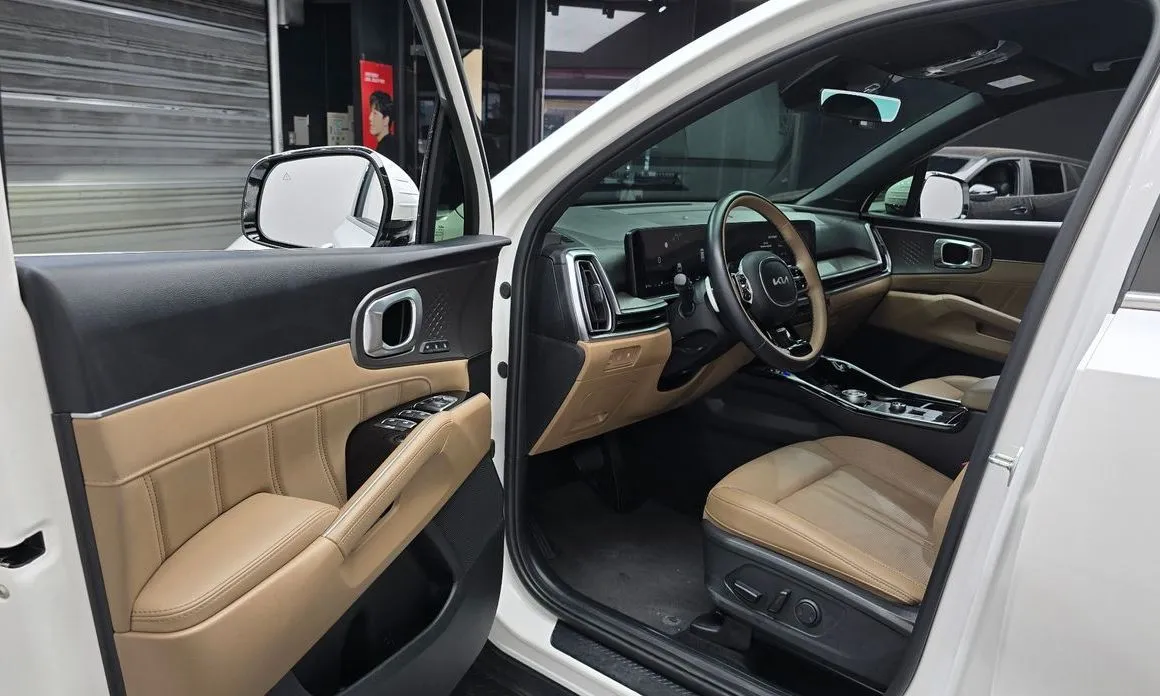Kia Sorento — фото 9